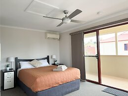 Port Vincent Motel & Apartments