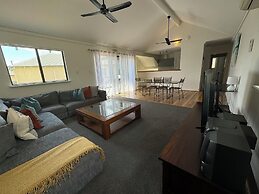 The Break, Margaret River Beach Houses