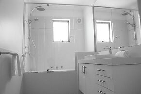 The Break, Margaret River Beach Houses