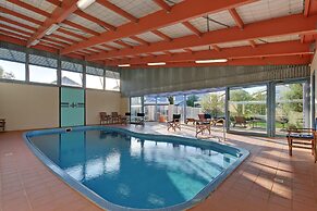 Captains Cove Waterfront Resort