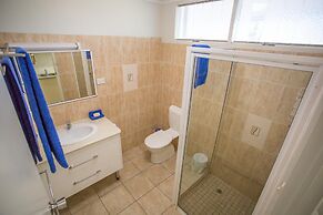 Fourth Avenue Motor Inn