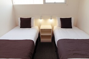 Barclay Motor Inn