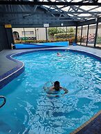 Barclay Motor Inn