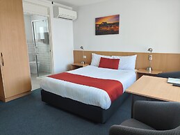 Barclay Motor Inn
