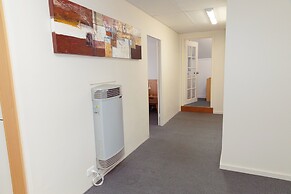 Barclay Motor Inn