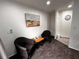 Dunrovin Motel