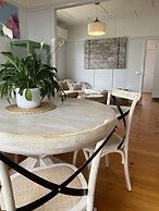 Beachmere Palms Motel