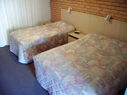 Centabrook Motor Inn