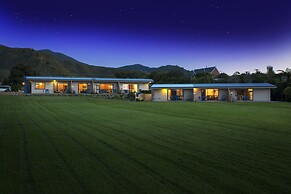 Bay Vista Waterfront Motel Picton