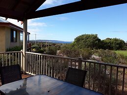 Cosy Corner Beach Cottages