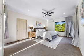 Whispering Valley Cottage Retreat