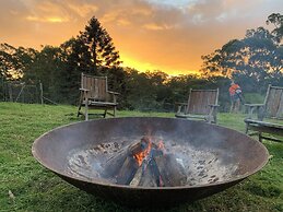 Whispering Valley Cottage Retreat