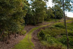 Whispering Valley Cottage Retreat