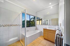 Whispering Valley Cottage Retreat