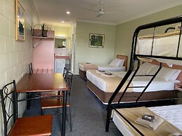 Yungaburra Park Motel