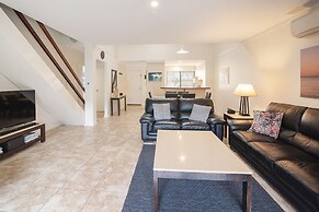 Bayshore Beachside Resort