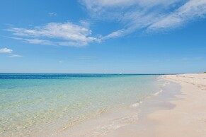 Bayshore Beachside Resort