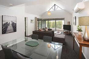 Bayshore Beachside Resort