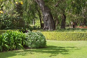 Bayshore Beachside Resort