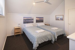 Bayshore Beachside Resort