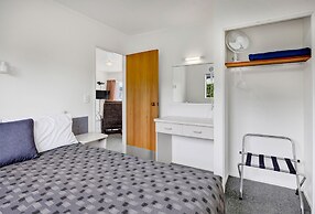 Avon Motel