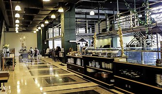 Amos Cozy Hotel & Convention Hall