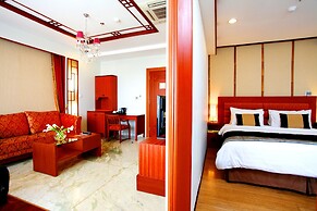 Amos Cozy Hotel & Convention Hall