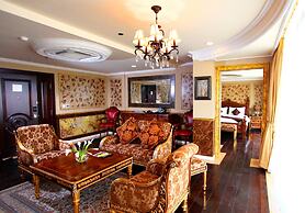 Amos Cozy Hotel & Convention Hall