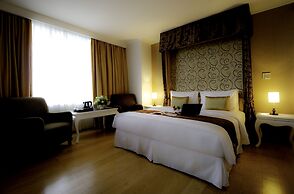 Amos Cozy Hotel & Convention Hall