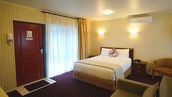 Cornwall Park Motor Inn
