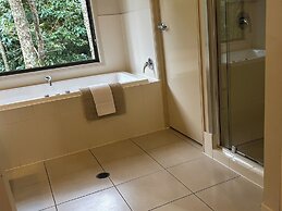 Tranquil Getaways On Obi Maleny