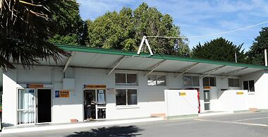 Blenheim Bridges Holiday Park