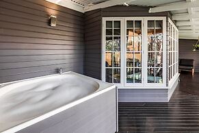 Yallingup Lodge Spa Retreat