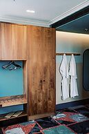 Stay at Hotel Steyne