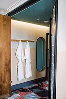 Stay at Hotel Steyne