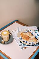 Stay at Hotel Steyne