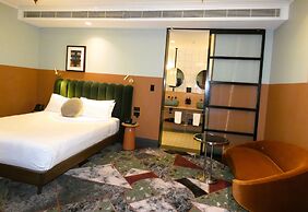 Stay at Hotel Steyne