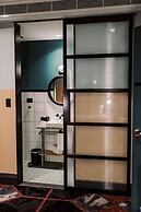 Stay at Hotel Steyne