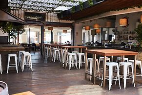 Stay at Hotel Steyne