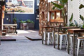 Stay at Hotel Steyne