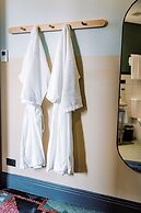 Stay at Hotel Steyne