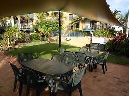 Kalua Holiday Apartments