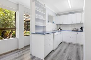Kalua Holiday Apartments