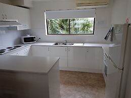 Kalua Holiday Apartments