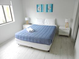 Kalua Holiday Apartments