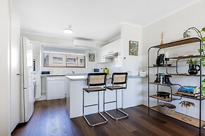 Kalua Holiday Apartments