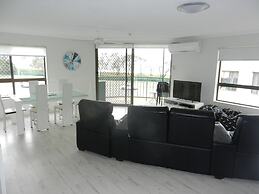 Kalua Holiday Apartments