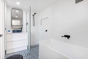 Kalua Holiday Apartments