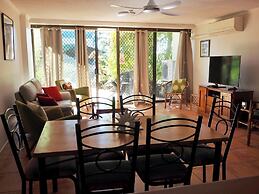 Kalua Holiday Apartments