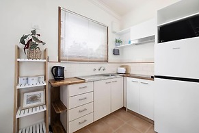 Halls Haven Holiday Units